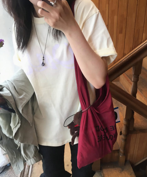 MTTIRE(マティレ)の「Essence T-shirt / Light Yellow(Tシャツ/カットソー・レディース・その他・LARGE/MEDIUM/SMALL/X-LARGE)」の1枚目の写真