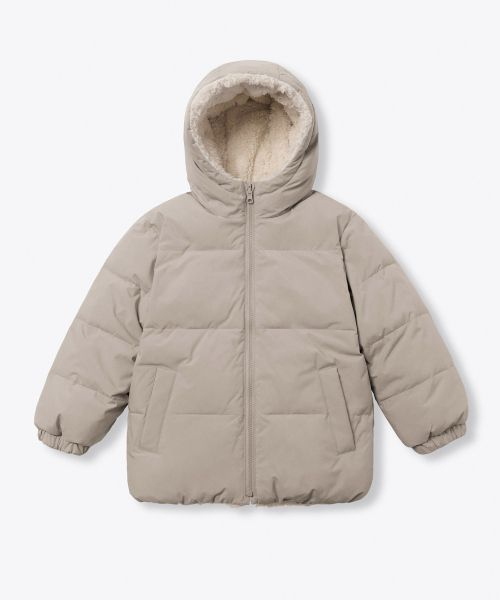 MUSINSA STANDARD KIDS（ムシンサスタンダードキッズ）の「デイリープファーリバーシブルフリースフーデッドパディングジャケット [ダスティベージュ/クリーム]（ブルゾン・レディース・その他・100/110/120/130/140/160/150）」の2枚目の写真