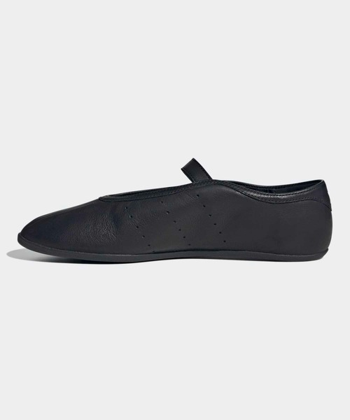 adidas(アディダス)の「スタンスミス ローバレエ / STAN SMITH LO BALLET / アディダスオリジナルス adidas Originals(スニーカー・レディース・ブラック・22.0cm/22.5cm/29.0cm/26.0cm/26.5cm/27.0cm/27.5cm/28.0cm/28.5cm/23.0cm/23.5cm/24.0cm/24.5cm/25.0cm/25.5cm)」の5枚目の写真