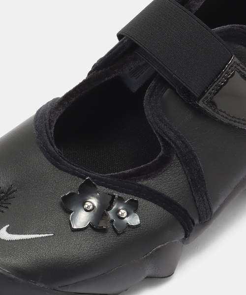 Herringbone Footwear(ヘリンボーンフットウェア)の「NIKE W AIR RIFT IV5682-001(スニーカー・レディース・ブラック・25cm/24cm/23cm)」の6枚目の写真