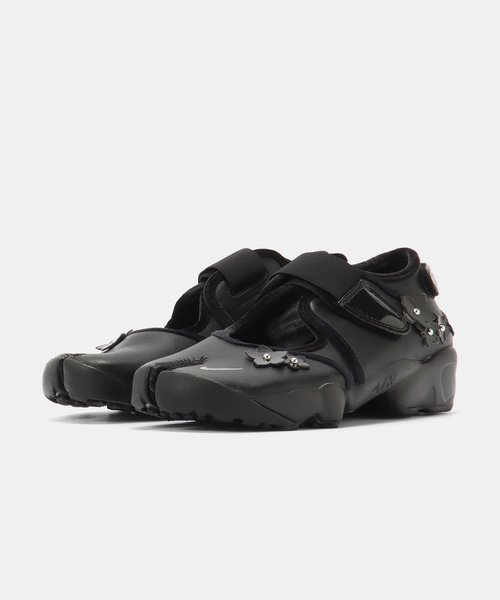 Herringbone Footwear(ヘリンボーンフットウェア)の「NIKE W AIR RIFT IV5682-001(スニーカー・レディース・ブラック・25cm/24cm/23cm)」の7枚目の写真