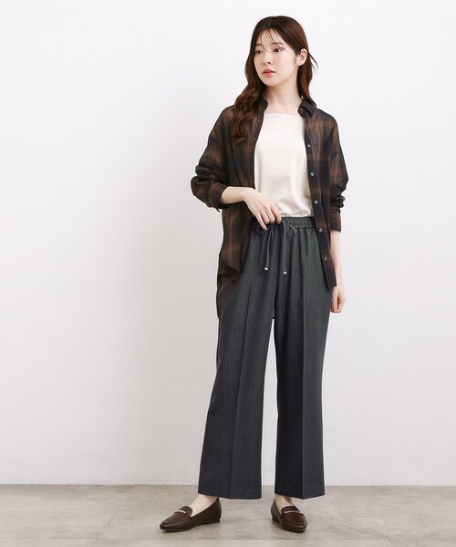 grove（グローブ）の「楽ちんできれい見え デニムライクストレッチドロストパンツ（その他パンツ・レディース・ブラック/ネイビー/ライトベージュ・02/01/03/05/04）」の6枚目の写真
