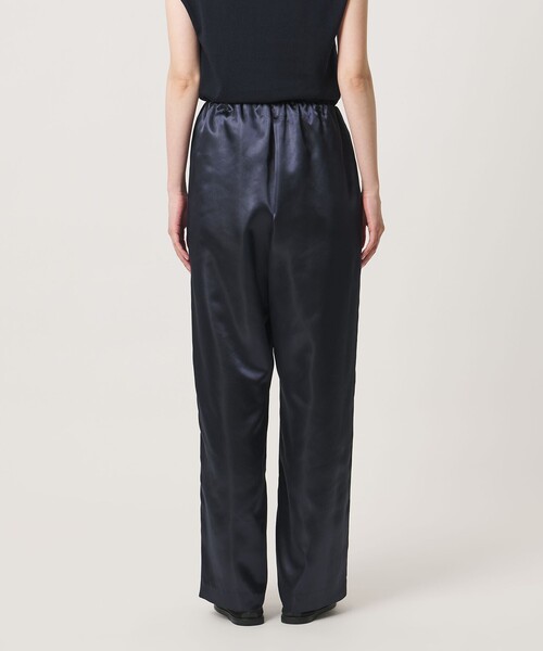 MARW UNITED ARROWS（マルゥ ユナイテッドアローズ）の「＜MARW UNITED ARROWS＞サテン ウエストギャザー イージーパンツ（その他パンツ・レディース・ネイビー/ナチュラル/ダークグレー・36/38）」の22枚目の写真