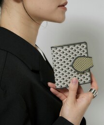 HIROKO HAYASHI（ヒロコハヤシ）の「STILLA（スティラ）薄型二つ折り財布（財布）」