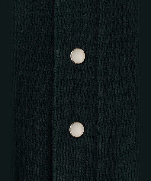 agnes b.（アニエスベー）の「メンズ ロゴ 刺繍 コットン ブルゾン "Senga"（ブルゾン・メンズ・グリーン・1/2/3）」の7枚目の写真
