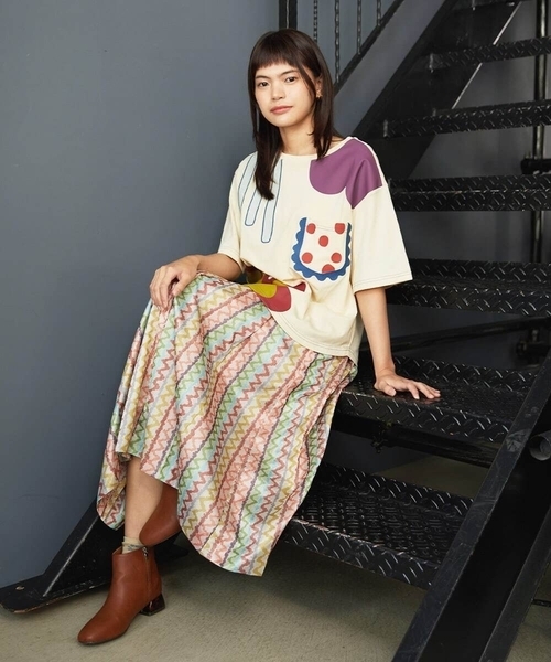 Jocomomola（ホコモモラ）の「Arte Libre プリントカットソー（Tシャツ/カットソー・レディース・アイボリー/ブルー・40）」の21枚目の写真