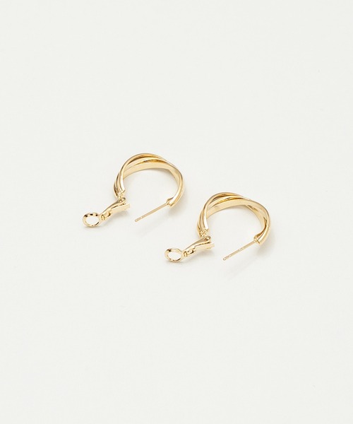 AJUGA.(アジュガ)の「クロスラインフープピアス(ピアス(両耳用)・レディース・シルバー/ゴールド・ONE SIZE)」の8枚目の写真