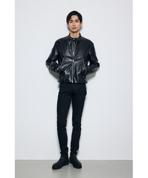 AZUL by moussy(アズールバイマウジー)の「合皮シングルライダース 秋服 冬服 フェイクレザー レザージャケット ブルゾン タイト 細身(ライダースジャケット・メンズ・チャコールグレー/ブラウン/ブラック・LARGE/MEDIUM)」の17枚目の写真