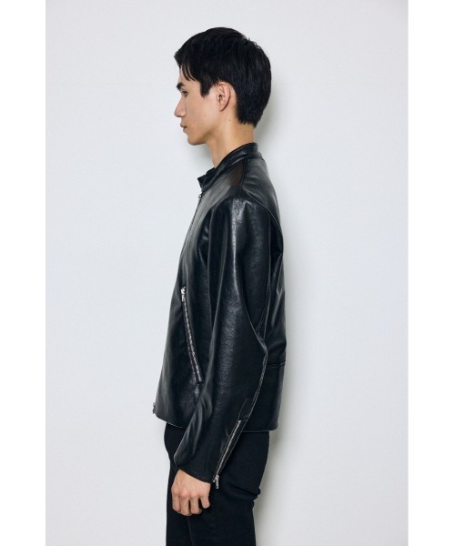 AZUL by moussy(アズールバイマウジー)の「合皮シングルライダース 秋服 冬服 フェイクレザー レザージャケット ブルゾン タイト 細身(ライダースジャケット・メンズ・チャコールグレー/ブラウン/ブラック・LARGE/MEDIUM)」の19枚目の写真