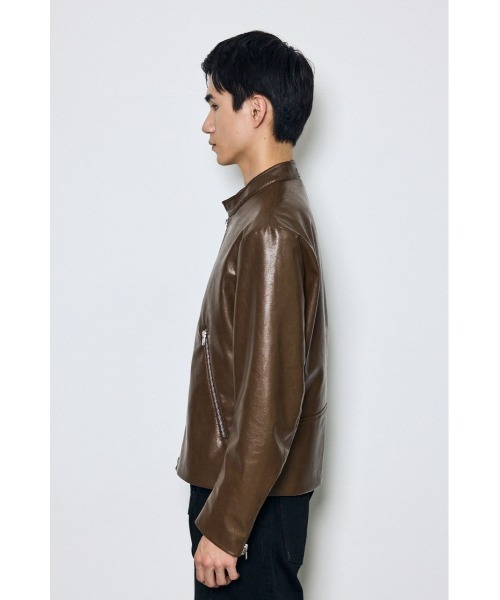AZUL by moussy(アズールバイマウジー)の「合皮シングルライダース 秋服 冬服 フェイクレザー レザージャケット ブルゾン タイト 細身(ライダースジャケット・メンズ・チャコールグレー/ブラウン/ブラック・LARGE/MEDIUM)」の6枚目の写真