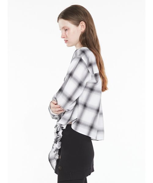 SORIN(ソリン )の「Asymmetric Frill Shirt / アシメトリックフリルシャツ(シャツ/ブラウス・レディース・ダークグレー/ホワイト/チェック・38)」の7枚目の写真