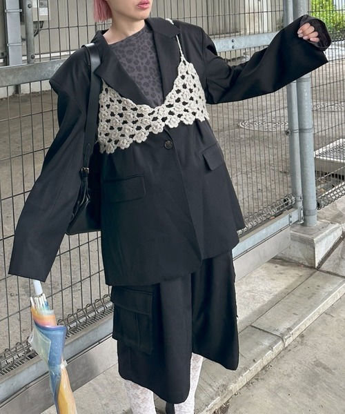 Alley Tokyo(アリートーキョー)の「お花のかぎ針ビスチェ(その他トップス・レディース・ダークグレー/ライトグレー/オフホワイト・FREE)」の6枚目の写真