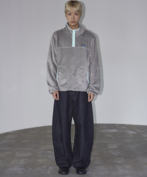 TRAVEL(トラベル)の「Mellow POLAR ボアジャケット アノラックパーカー グレー(その他アウター・レディース・その他・SMALL/MEDIUM/LARGE)」の2枚目の写真