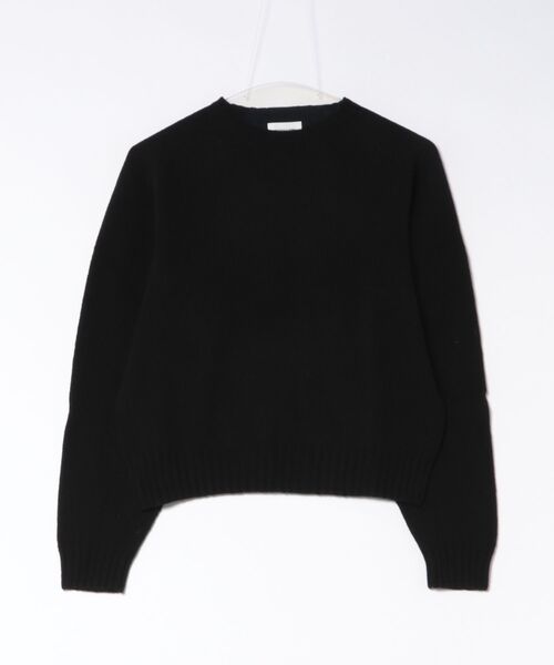 Morris & Sons（モリスアンドサンズ）の「MORRIS & SONS | ジーロンラム クルーネックニット（ニット/セーター・レディース・グリーン/イエロー/パープル系その他/ブルー系その他/ピンク系その他/ブラウン系その他/オートミール/レッド/ブラック・00/0）」の2枚目の写真