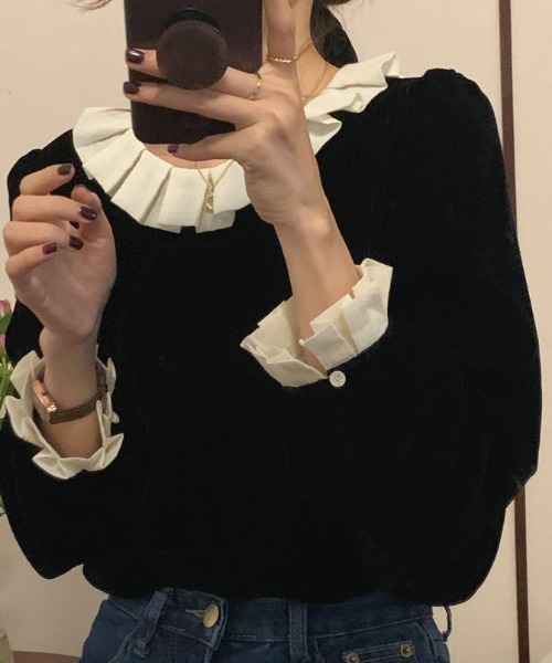 AMAJI(アマジ)の「フリルカラー ベロアブラウス(シャツ/ブラウス・レディース・ブラック・FREE)」の4枚目の写真