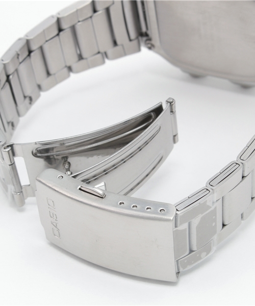 CASIO（カシオ）の「【CASIO/カシオ】ワールドタイム　メタル（デジタル腕時計・メンズ・シルバー・FREE）」の3枚目の写真