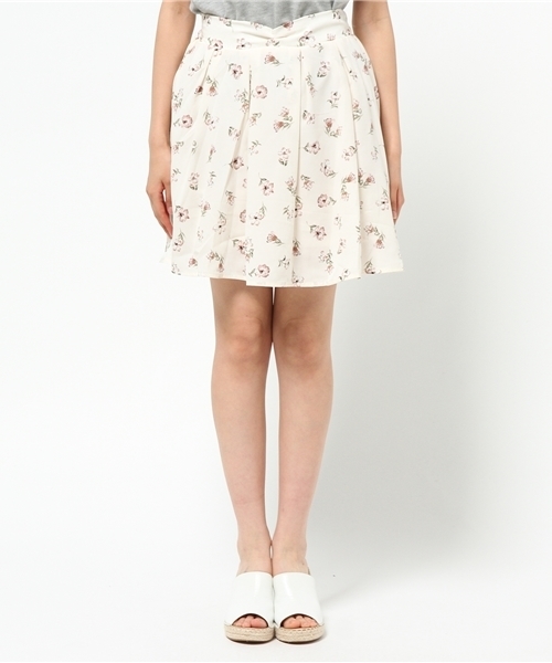 earth music&ecology（アースミュージックアンドエコロジー）の「花柄スカパン（その他パンツ・レディース・ネイビー/ライトピンク/サックスブルー/オフホワイト・FREE）」の5枚目の写真