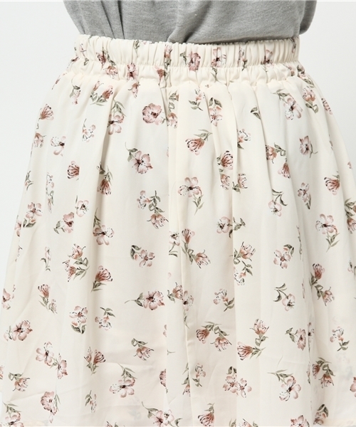 earth music&ecology（アースミュージックアンドエコロジー）の「花柄スカパン（その他パンツ・レディース・ネイビー/ライトピンク/サックスブルー/オフホワイト・FREE）」の9枚目の写真