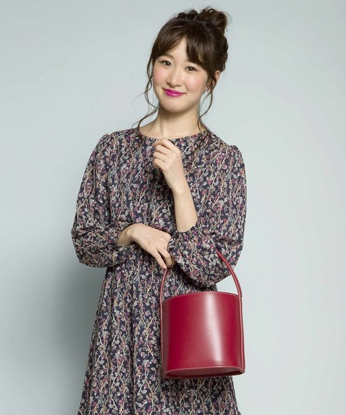 PLAIN CLOTHING（プレーンクロージング）の「ミニバケツハンドバッグ【PLAIN CLOTHING】（ショルダーバッグ・レディース・キャメル/ブラック/ワイン・FREE）」の3枚目の写真