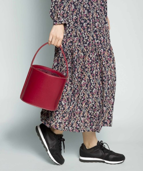 PLAIN CLOTHING（プレーンクロージング）の「ミニバケツハンドバッグ【PLAIN CLOTHING】（ショルダーバッグ・レディース・キャメル/ブラック/ワイン・FREE）」の17枚目の写真