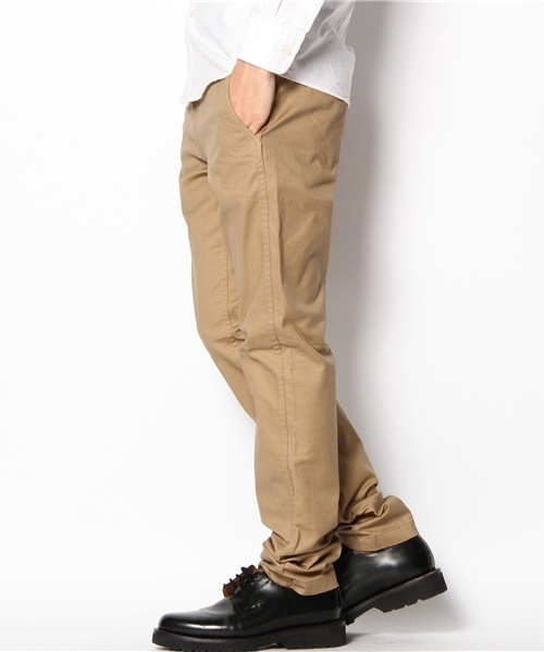 BEAMS(ビームス)の「□BEAMS / SKINNY チノパンツ(チノパンツ・メンズ・ベージュ/イエロー系その他/ネイビー/ブラック・SMALL/MEDIUM/LARGE/X-LARGE)」の5枚目の写真