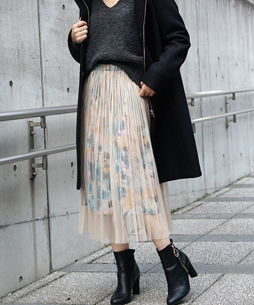 laboratory work（ラボラトリーワーク）の「チュール重ねプリントスカート（スカート・レディース・ブラック/ベージュ/ネイビー・MEDIUM）」の9枚目の写真