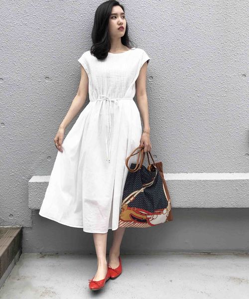 PICCIN（ピッチン）の「ピンタックコットンワンピース（ワンピース・レディース・オフホワイト/ブルー/グリーン/ブラック/パープル/マスタード/ベージュ/ピンク・MEDIUM）」の2枚目の写真