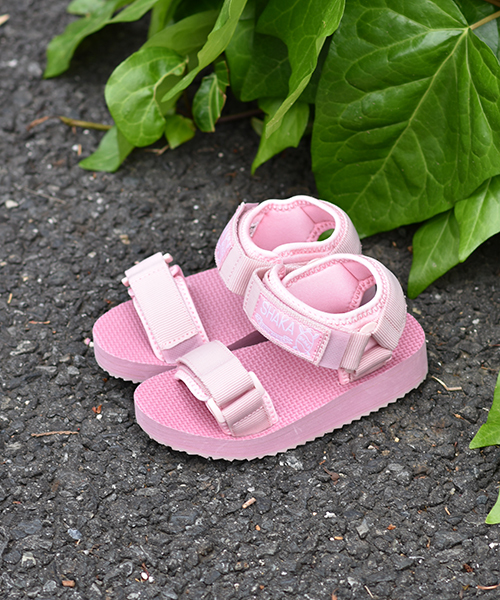 SHAKA（シャカ）の「【SHAKA / シャカ】NEO BUNGY KIDS（サンダル・キッズ・グレイッシュブルー/ネイビー/ピンク系その他/グレー/ブラック/ラベンダー/ブラック×グレー/スモークピンク/ブルー系その他・19cm/15cm/18cm/17cm/16cm）」の9枚目の写真