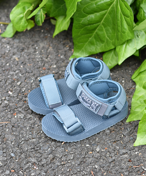 SHAKA（シャカ）の「【SHAKA / シャカ】NEO BUNGY KIDS（サンダル・キッズ・グレイッシュブルー/ネイビー/ピンク系その他/グレー/ブラック/ラベンダー/ブラック×グレー/スモークピンク/ブルー系その他・19cm/15cm/18cm/17cm/16cm）」の6枚目の写真