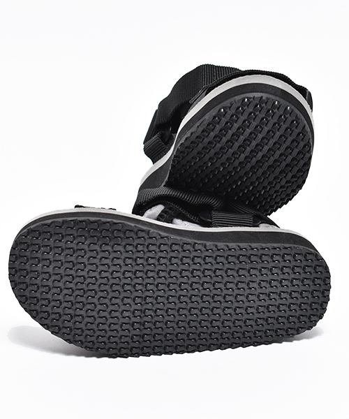 SHAKA（シャカ）の「【SHAKA / シャカ】NEO BUNGY KIDS（サンダル・キッズ・グレイッシュブルー/ネイビー/ピンク系その他/グレー/ブラック/ラベンダー/ブラック×グレー/スモークピンク/ブルー系その他・19cm/15cm/18cm/17cm/16cm）」の16枚目の写真