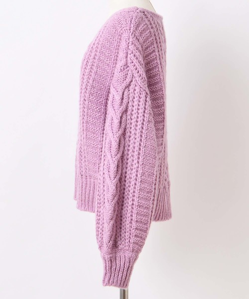 one after another NICE CLAUP（ワンアフターアナザーナイスクラップ）の「ハートキュンケーブルニットカーディガン（カーディガン/ボレロ・レディース・アイボリー/サックスブルー/ピンク・FREE）」の17枚目の写真