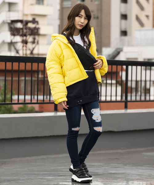 WEGO（ウィゴー）の「WEGO/2WAYカラーフード中綿ブルゾン（ダウンジャケット/コート・レディース・ブラック/レッド/イエロー/ライトピンク・FREE）」の11枚目の写真