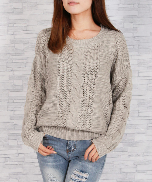 Julia Boutique(ジュリアブティック)の「ケーブル編みローゲージニットチュニック/15332(ニット/セーター・レディース・ホワイト系その他/グレー系その他/ブラウン系その他/ベージュ系その他/グリーン系その他/ブルー系その他/パープル系その他/イエロー系その他/ピンク系その他/ホワイト系その他2/ホワイト系その他3/ブラック系その他3/グレー系その他2/グレー系その他3/ブラウン系その他2/ブラウン系その他3/ベージュ系その他2/グリーン系その他2/グリーン系その他3/ブルー系その他2/ブルー系その他3/ブルー系その他4/ブルー系その他5/ブルー系その他6/パープル系その他2/パープル系その他3/イエロー系その他2/ピンク系その他2/ピンク系その他3/ピンク系その他4/ピンク系その他5/ブラック系その他/レッド系その他/ブラック系その他2/ベージュ系その他3/レッド系その他2/レッド系その他3/ブラウン系その他4/ブラウン系その他5/ブラウン系その他6/その他/その他2/その他1/その他4/その他3/その他5/パープル系その他4/パープル系その他5/パープル系その他6/レッド系その他4/レッド系その他5/レッド系その他6・ONE)」の8枚目の写真