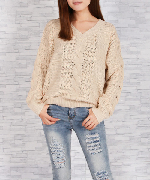 Julia Boutique(ジュリアブティック)の「ケーブル編みローゲージニットチュニック/15332(ニット/セーター・レディース・ホワイト系その他/グレー系その他/ブラウン系その他/ベージュ系その他/グリーン系その他/ブルー系その他/パープル系その他/イエロー系その他/ピンク系その他/ホワイト系その他2/ホワイト系その他3/ブラック系その他3/グレー系その他2/グレー系その他3/ブラウン系その他2/ブラウン系その他3/ベージュ系その他2/グリーン系その他2/グリーン系その他3/ブルー系その他2/ブルー系その他3/ブルー系その他4/ブルー系その他5/ブルー系その他6/パープル系その他2/パープル系その他3/イエロー系その他2/ピンク系その他2/ピンク系その他3/ピンク系その他4/ピンク系その他5/ブラック系その他/レッド系その他/ブラック系その他2/ベージュ系その他3/レッド系その他2/レッド系その他3/ブラウン系その他4/ブラウン系その他5/ブラウン系その他6/その他/その他2/その他1/その他4/その他3/その他5/パープル系その他4/パープル系その他5/パープル系その他6/レッド系その他4/レッド系その他5/レッド系その他6・ONE)」の18枚目の写真