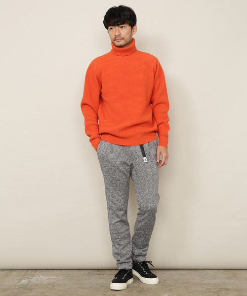 ADAM ET ROPE'（アダムエロペ）の「LANEROSSI 畦タートルネックニット