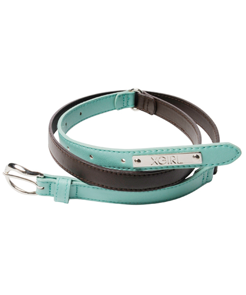 X-girl（エックスガール）の「BI-COLOR BELT（ベルト・レディース・ホワイト/ブラック/ピンク/グリーン/ネイビー・ONE SIZE）」の4枚目の写真