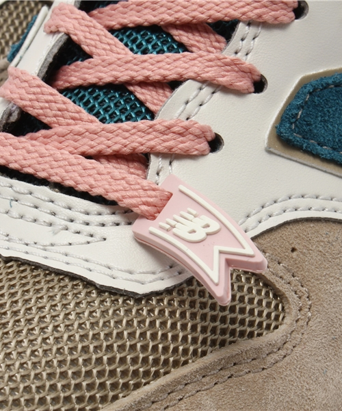 NEW BALANCE（ニューバランス）の「ニューバランス クラシック レディース new balance WR996（スニーカー・レディース・ベージュ/イエロー・22cm）」の8枚目の写真