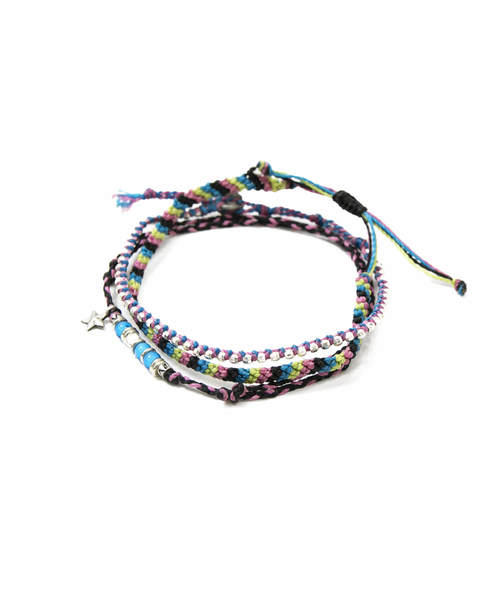 wakami(ワカミ)の「wakami/ワカミ OUTDOOR ANKLET SET OF 3(アンクレット・レディース・ネイビー/ピンク/イエロー/ブルー・FREE)」の1枚目の写真