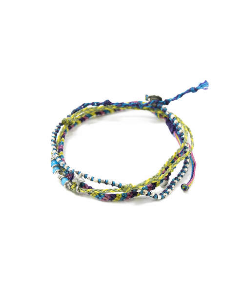 wakami(ワカミ)の「wakami/ワカミ OUTDOOR ANKLET SET OF 3(アンクレット・レディース・ネイビー/ピンク/イエロー/ブルー・FREE)」の4枚目の写真