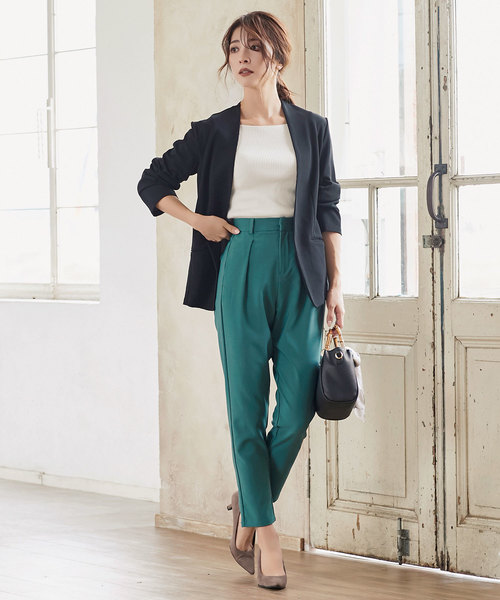 KOBE LETTUCE（コウベレタス）の「ジョーゼットノーカラーストレッチ