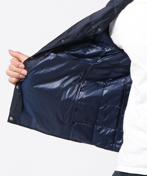 TAION(タイオン)の「TAION V NECK BUTTON DOWN VEST (ブイネック ボタンダウンベスト)(3colors)(タイオン)(ベスト・メンズ・ベージュ/ネイビー/ブラック・M/L)」の4枚目の写真