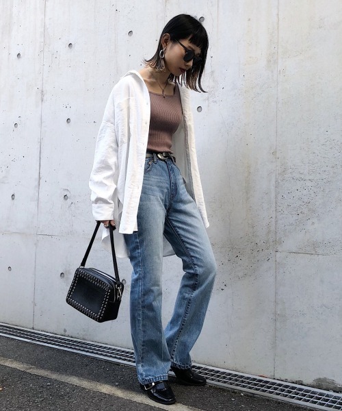 PAGEBOY（ページボーイ）の「ピーチツイルBIGシャツ（シャツ/ブラウス・レディース・ブラック/オフホワイト/ブルー系その他/グレイッシュベージュ・FREE）」の8枚目の写真