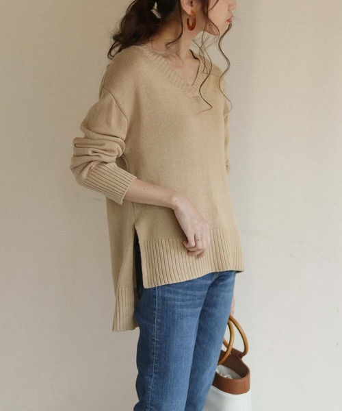 HER CLOSET(ハークローゼット)の「【HERCLOSET】Vネックニットプルオーバー(ニット/セーター・レディース・チャコールグレー/テラコッタ/ベージュ/ダークベージュ/ライトイエロー/グリーン/ネイビー・M)」の15枚目の写真