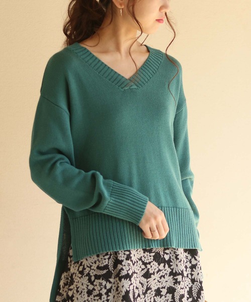 HER CLOSET(ハークローゼット)の「【HERCLOSET】Vネックニットプルオーバー(ニット/セーター・レディース・チャコールグレー/テラコッタ/ベージュ/ダークベージュ/ライトイエロー/グリーン/ネイビー・M)」の21枚目の写真