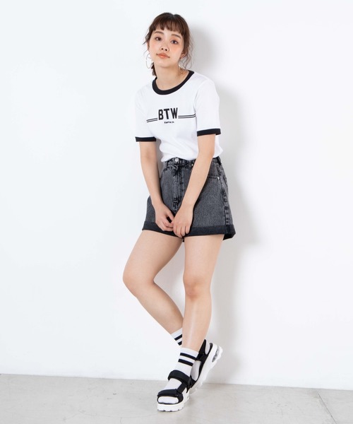 WEGO(ウィゴー)の「WEGO/ロゴリンガーTシャツ(Tシャツ/カットソー・レディース・ホワイト/ライム・FREE)」の4枚目の写真