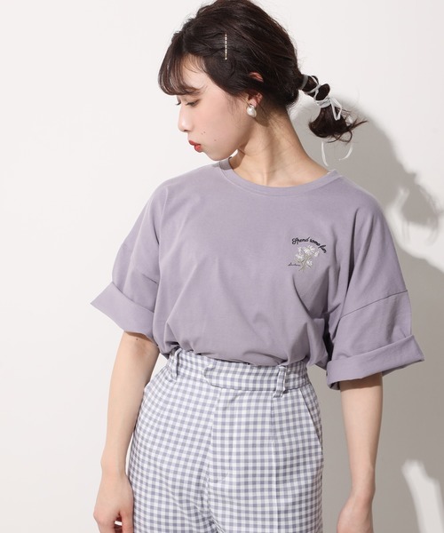 one after another NICE CLAUP（ワンアフターアナザーナイスクラップ）の「アソート刺繍Tシャツ（Tシャツ/カットソー・レディース・ベージュ/パープル/オフホワイト・FREE）」の7枚目の写真