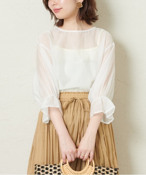 natural couture(ナチュラルクチュール)の「シアーフリルスリーブ3WAYブラウス(シャツ/ブラウス・レディース・オフホワイト/サックスブルー/イエロー/オレンジ/モカ/アイボリー/ピンク・FREE)」の2枚目の写真