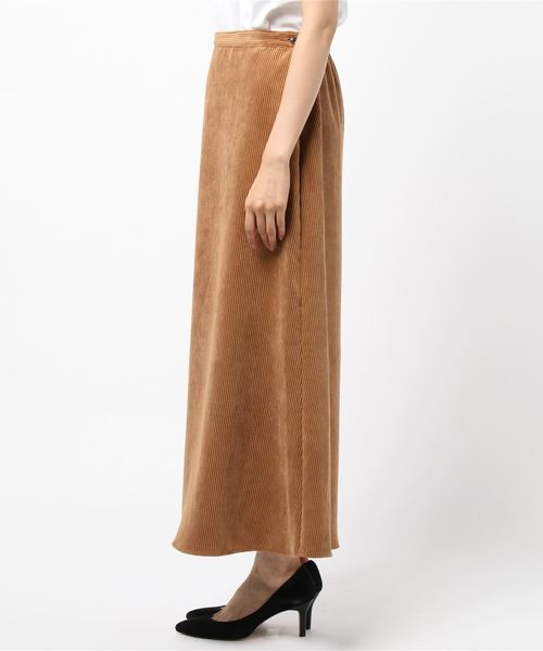 Munich（ミューニック）の「コーデュロイ　マーメイドマキシスカート（スカート・レディース・ブラック/パープル/キャメル・S/M）」の4枚目の写真
