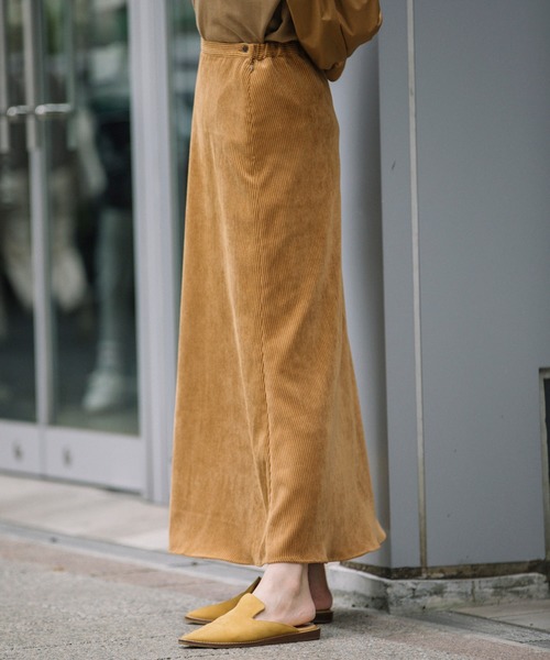 Munich（ミューニック）の「コーデュロイ　マーメイドマキシスカート（スカート・レディース・ブラック/パープル/キャメル・S/M）」の11枚目の写真