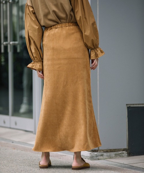 Munich（ミューニック）の「コーデュロイ　マーメイドマキシスカート（スカート・レディース・ブラック/パープル/キャメル・S/M）」の12枚目の写真